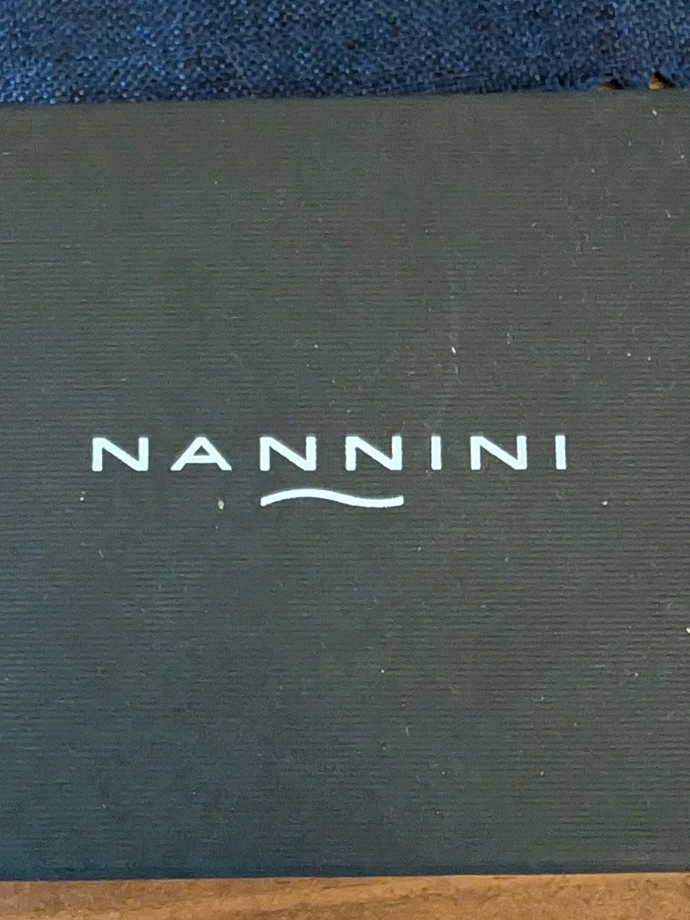Nannini compact pebbled